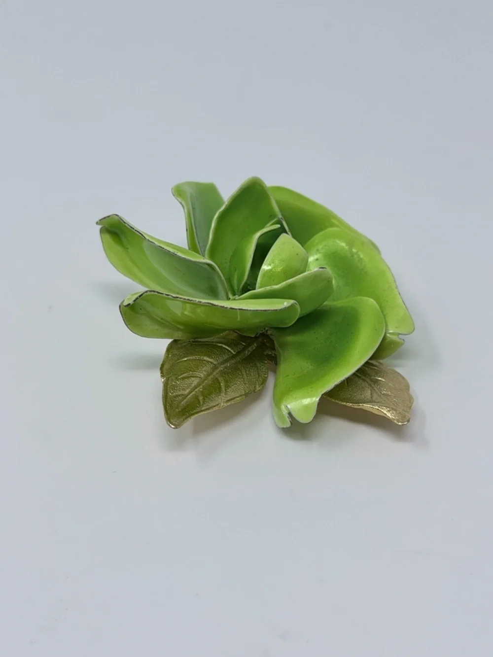Vintage Green Enamel Flower Brooch Gold Tone Leaf Pin Statement Floral - Picture 6 of 7